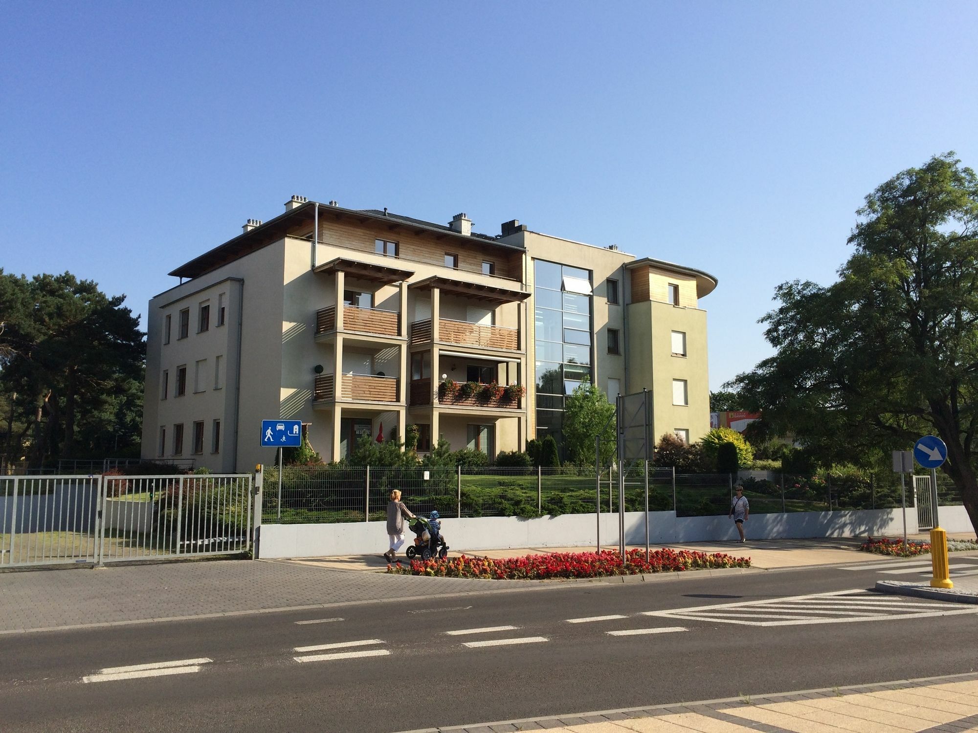 Apartament Pod Sosnami Устка Екстериор снимка
